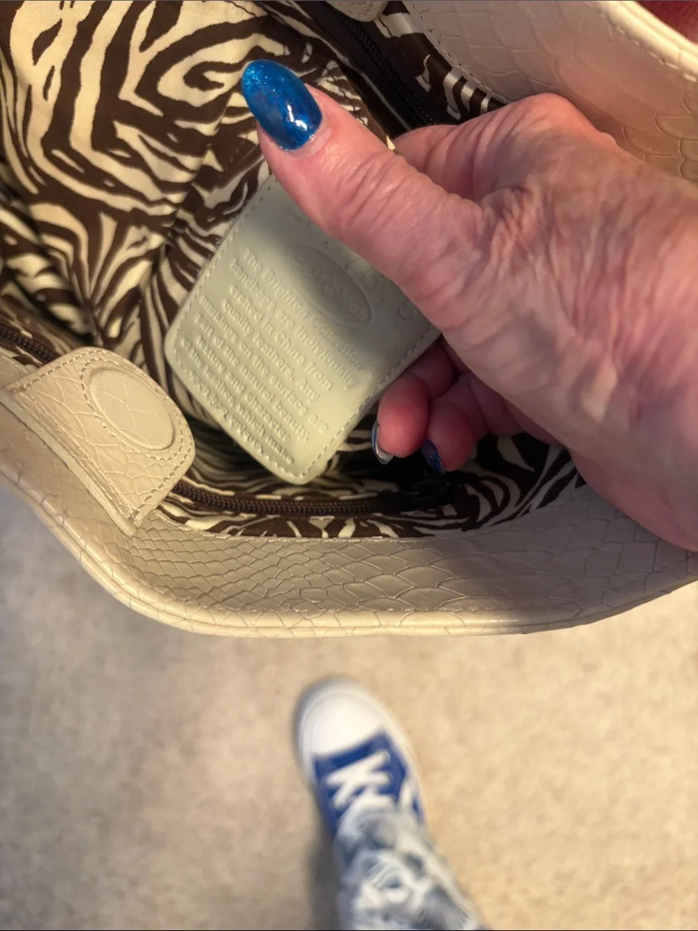 Cream Textured Hobo Bag with Zip Pocket
